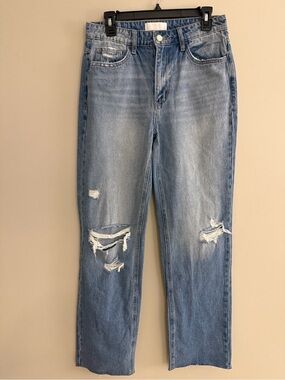 Vervet Women’s Light Wash Distressed Boyfriend Jeans